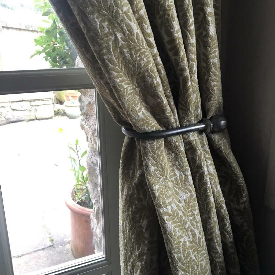 Wookey Fenny Castle Vineyard Cottage מראה חיצוני תמונה
