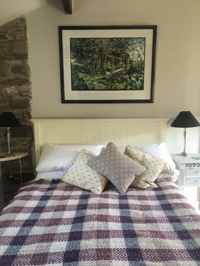 Wookey Fenny Castle Vineyard Cottage מראה חיצוני תמונה